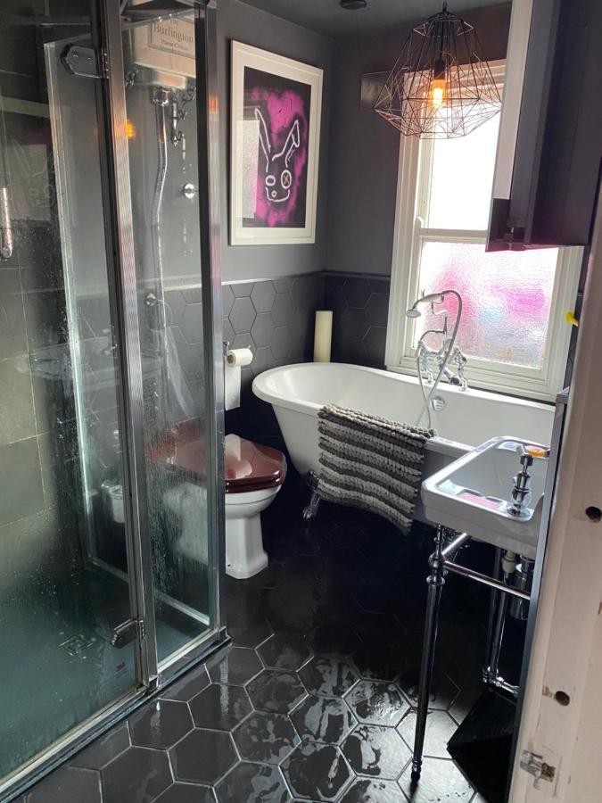 Luxury 2 Bedroom Flat Heart Of Camden لندن المظهر الخارجي الصورة
