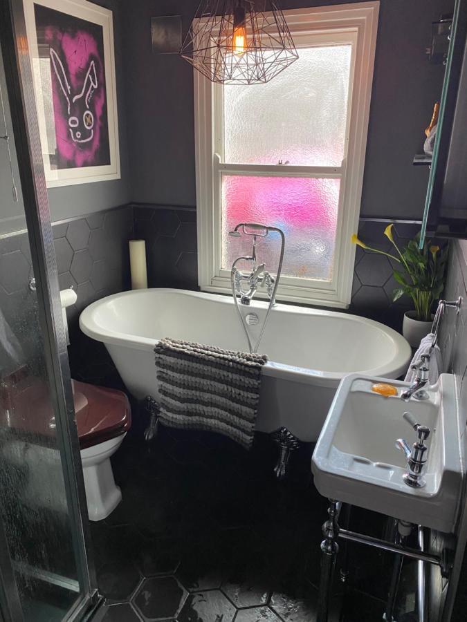 Luxury 2 Bedroom Flat Heart Of Camden لندن المظهر الخارجي الصورة